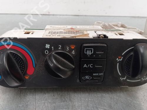 Used Climate control NISSAN TERRANO II (R20) 2.7 TDi 4WD (125 hp) 13684005