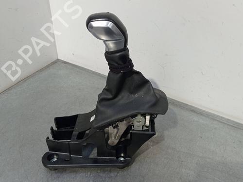 Used Gear lever PEUGEOT 208 I (CA_, CC_) 1.6 BlueHDi 100 (100 hp) 29121056