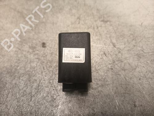 Elektronisk modul KIA CARENS IV 1.7 CRDi (116 hp) 27685409