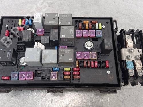Used Fuse box OPEL ASTRA J (P10) 2.0 CDTI (68) (165 hp) 10204058