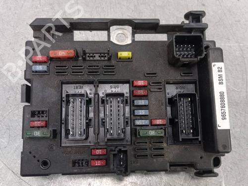 Used Fuse box PEUGEOT 206 Hatchback (2A/C) 1.4 LPG (75 hp) 17453886