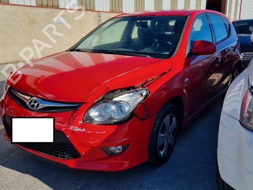 Brugte HYUNDAI i30 Estate (FD)  1.6 CRDi  4541235