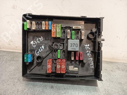 Used Fuse box Fuse box 38240343 38240343