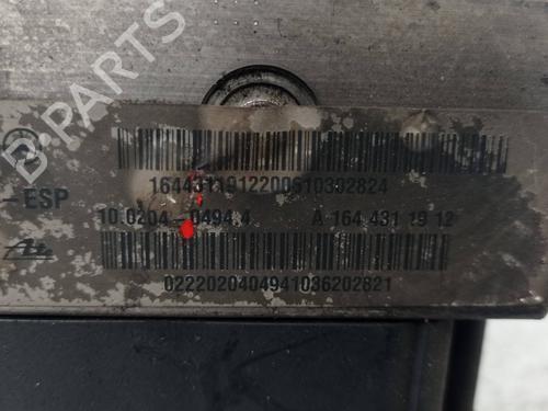 ABS pump MERCEDES-BENZ GL-CLASS (X164) GL 450 CDI 4-matic (164.828) | BP25760823M43 