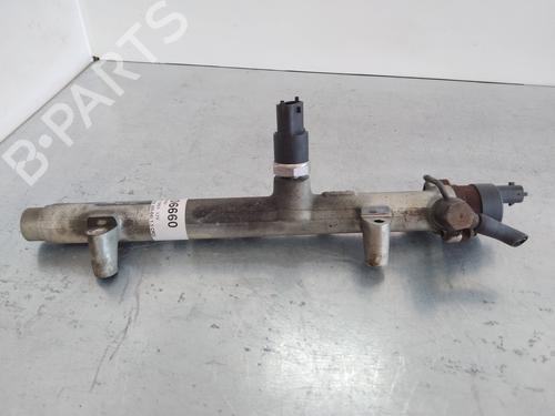 Used Injection rail HYUNDAI MATRIX (FC) [2001-2010]  10275199