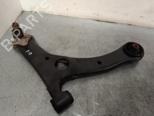 Right front suspension arm TOYOTA COROLLA Estate (_E12_) 2.0 D-4D (CDE120_, CDE120R) | BP22617952M13 