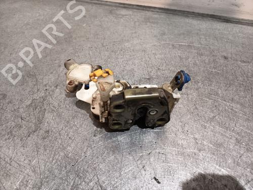 Used Front left lock NISSAN TERRANO I (WD21) 2.7 TD 4WD (LBYD21) (99 hp) 32518139