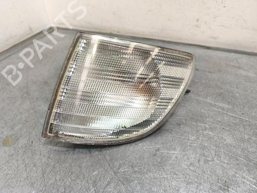 Used Left front indicator Left front indicator MERCEDES-BENZ V-CLASS (638/2) V 280 (638.244, 638.294) (174 hp) 33756316 33756316