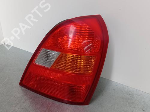 Right taillight HYUNDAI ELANTRA III Saloon (XD) 2.0 | BP17018318C35 