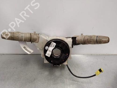 Used Headlight switch NISSAN MICRA III (K12) 1.2 16V (80 hp) 2255052