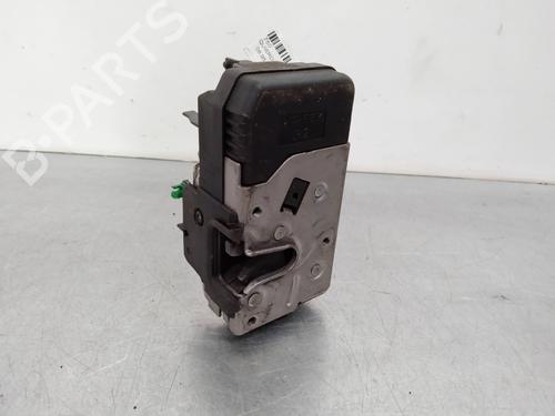 Used Front left lock OPEL VECTRA B (J96) 2.0 DTI 16V (F19) (101 hp) 2248363
