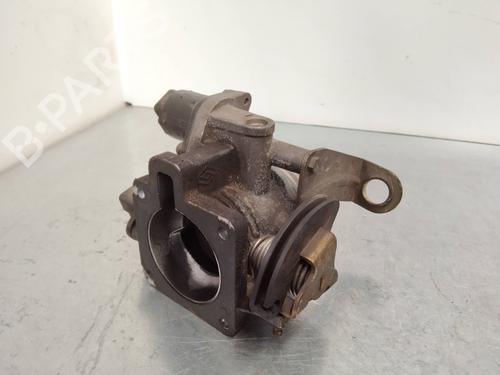 Used Throttle body RENAULT MEGANE I Classic (LA0/1_) 1.6 e (LA0F, LA0S) (90 hp) 2250335