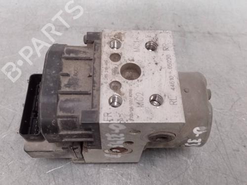 Used ABS pump TOYOTA AVENSIS Liftback (_T22_) 2.0 TD (CT220_, CT220R) (90 hp) 11914490