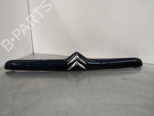 Used Tailgate handle CITROËN XSARA (N1) 1.9 D (70 hp) 2259543