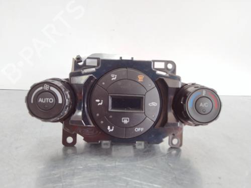 Used Climate control FORD FIESTA VI (CB1, CCN) 1.25 (82 hp) 2259669
