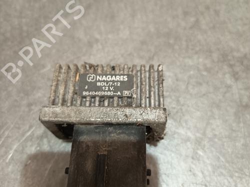 Used Electronic module RENAULT KANGOO / GRAND KANGOO II (KW0/1_) 1.5 dCi 85 (KW0K, KW0L, KW0B) (86 hp) 28198393
