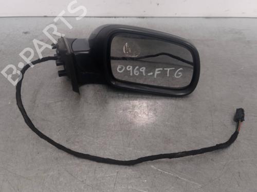 Used Right mirror PEUGEOT 307 (3A/C) 2.0 16V (136 hp) 8801704