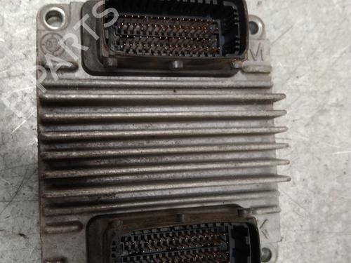 Used Engine control unit (ECU) OPEL MERIVA A MPV (X03) 1.7 DTI (E75) (75 hp) 24179713