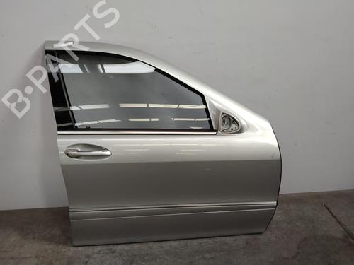 Used Right front door MERCEDES-BENZ S-CLASS (W220) S 500 (220.075, 220.175, 220.875) (306 hp) 23230205