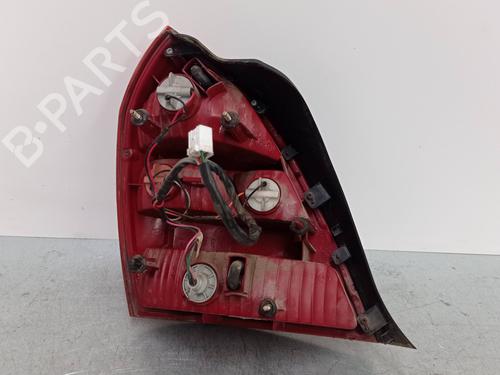 Right taillight HYUNDAI ELANTRA III Saloon (XD) 2.0 | BP17018318C35 