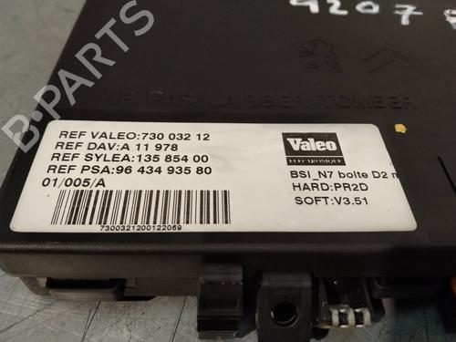 Fuse box CITROËN XSARA (N1) 2.0 HDi 109 | BP16061897E1 