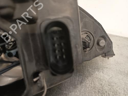 Faro izquierdo FORD FOCUS I (DAW, DBW)  | BP28438985C28