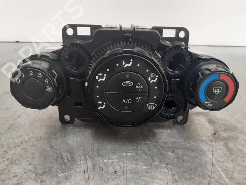 Used Climate control FORD FIESTA VI (CB1, CCN) 1.4 TDCi (70 hp) 7766457