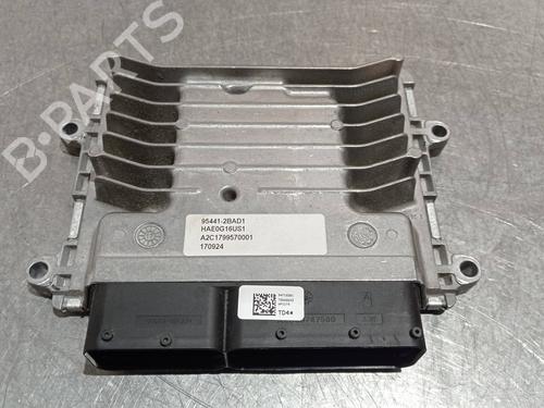 Used Gearbox control unit HYUNDAI IONIQ (AE) 1.6 GDI Hybrid (105 hp) 30599133