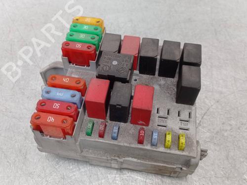 Fuse box FIAT BRAVO II (198_) 1.6 D Multijet (198AXH1B) | BP18833802E1 