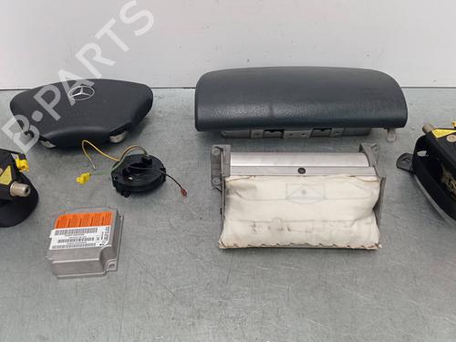 Used Airbag Kit MERCEDES-BENZ M-CLASS (W163) ML 270 CDI (163.113) (163 hp) 8359973