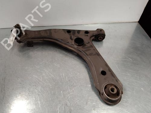 Used Right front suspension arm VW GOLF III (1H1) 2.0 (115 hp) 14218665