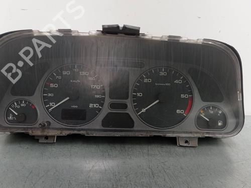 Used Instrument cluster PEUGEOT 306 (7B, N3, N5) 1.9 D (69 hp) 13619277