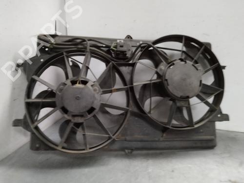 Used Radiator fan FORD FOCUS I (DAW, DBW) 1.6 16V (100 hp) 2247694