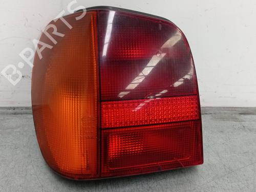 Venstre baglygte VW POLO Hatchback Van (86CF) 1.0 (45 hp) 29747032