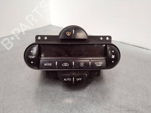 Used Climate control KIA CARENS II MPV (FJ) 2.0 CRDi (113 hp) 16255097