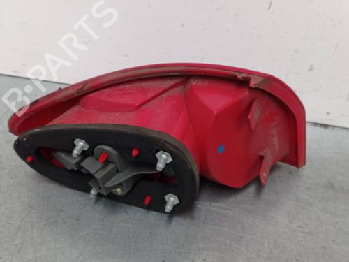 Right taillight ALFA ROMEO 147 (937_) 1.9 JTDM 8V (937.AXD1A, 937.AXU1A, 937.BXU1A) | BP11761681C35 
