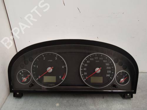 Instrument cluster FORD MONDEO III Saloon (B4Y) 2.0 16V TDDi / TDCi | BP25760742C47 