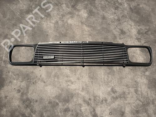 Used Grille SEAT 127 (127A) [1972-1982]  29711145