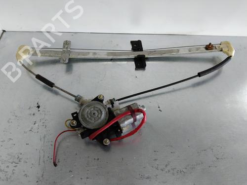 Used Right rear window motor SUZUKI GRAND VITARA I (FT, HT) 2.0 TD 4x4 (SQ420D) (87 hp) 2257297