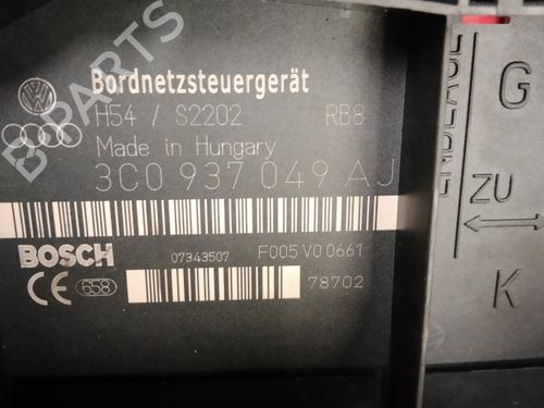 Fuse box VW TOURAN (1T1, 1T2) | BP30172815E1