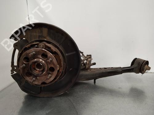 Used Right rear steering knuckle TOYOTA RAV 4 II (_A2_) 2.0 4WD (ACA21, ACA20) (150 hp) 2299838