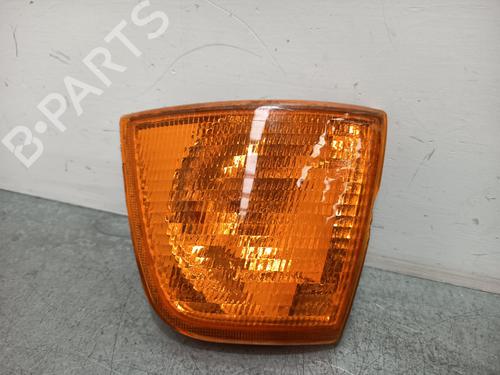 Used Left front indicator AUDI 80 B2 Saloon (811, 813, 814, 819, 853) 1.8 GTE (110 hp) 28293079