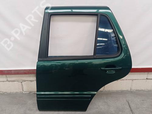 Used Left rear door MERCEDES-BENZ M-CLASS (W163) ML 270 CDI (163.113) (163 hp) 8325924