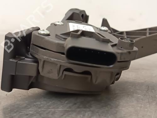 Pedal OPEL ASTRA K (B16) | BP32034608I4