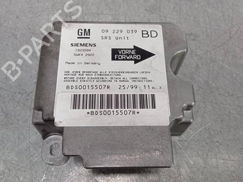 Used ECU airbags OPEL VECTRA B (J96) 2.0 DTI 16V (F19) (101 hp) 13625797