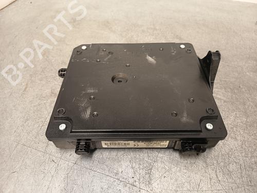 Boîte à Fusibles RENAULT MEGANE III Hatchback (BZ0/1_, B3_) 1.5 dCi (BZ09, BZ0D, BZ1W, BZ29, BZ14) (110 hp) 28412776