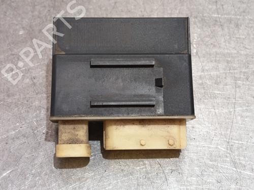 electronic-module-peugeot-308-ii-lb_-lp_-lw_-lh_-l3_-2013-2014-2015-2016-2017-2018-2019-2020-2021-32110023 main image