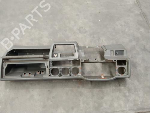 Tableau de bord SUZUKI SAMURAI Closed Off-Road Vehicle (SJ_) 1.0 All-wheel Drive (SJ410) (45 hp) 24817652