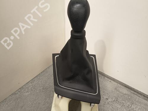 Used Gear lever HYUNDAI i20 II (GB, IB) [2014-2021]  27571110