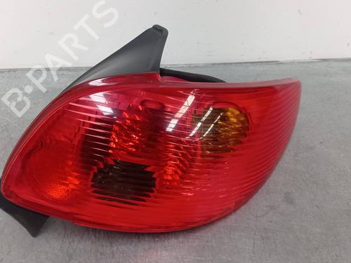 Used Right taillight PEUGEOT 206 Hatchback (2A/C) [1998-2012]  26234614